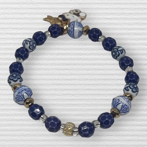 Mixed Media Hello Kitty Dainty Blue & White Heishi Beads Handmade Bracelet Set - Picture 4 of 6